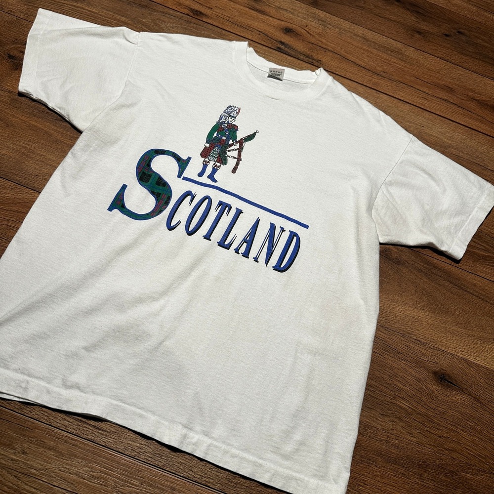 Vintage Fruit of the Loom White Scotland Bagpiper Graphic T-Shirt Mens XL